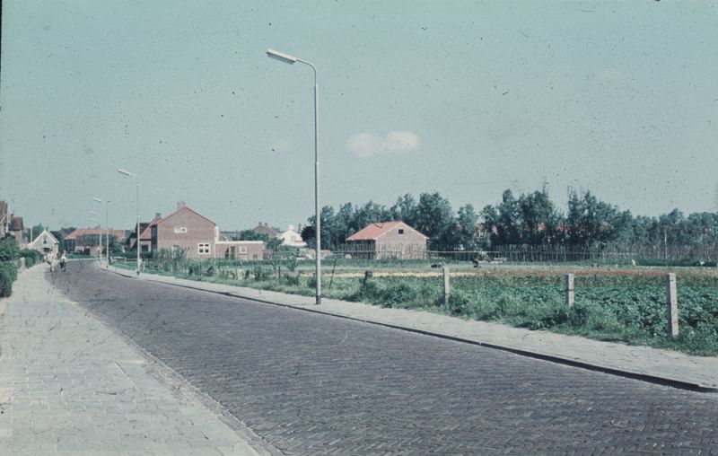Hoofdstraat 75a - bedrijfsgebouw