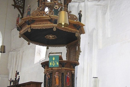 Sankt Warnfried-Kirche (evangelisch-lutherisch)