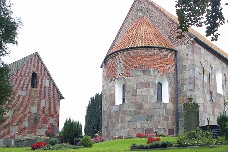 Kirche zum Heiligen Kreuz (evangelisch-lutherisch)