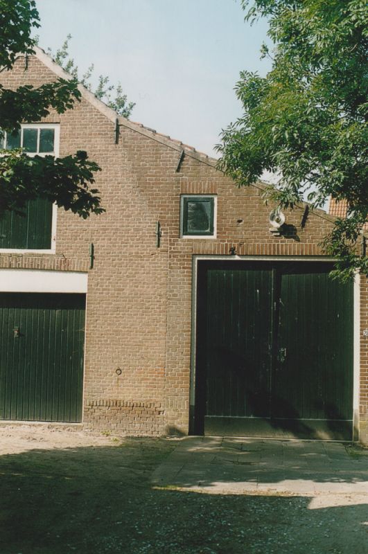 P. de Vries, groenten en fruit Hoofdstraat 28