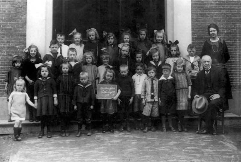Openbare school voor 1924