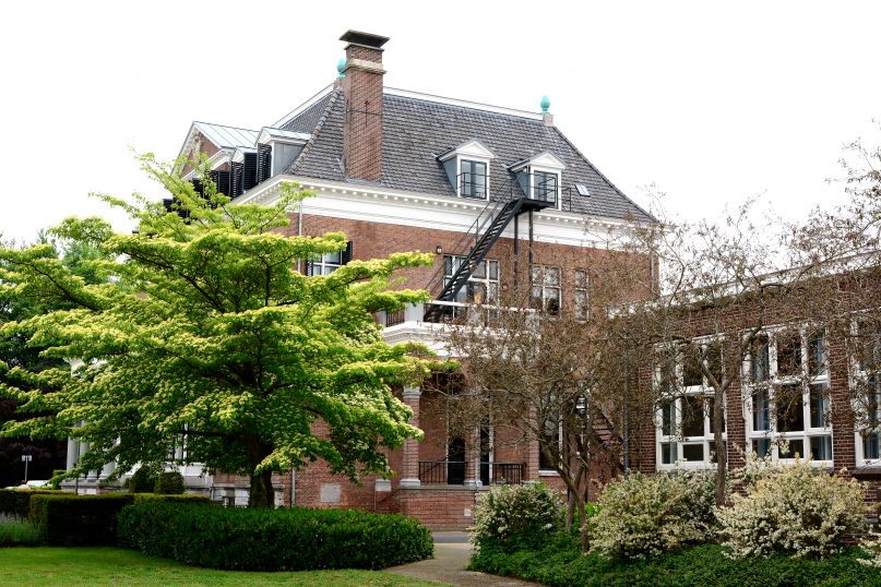 Huize Lyndenstein met het vroegere 'sanatorium'
