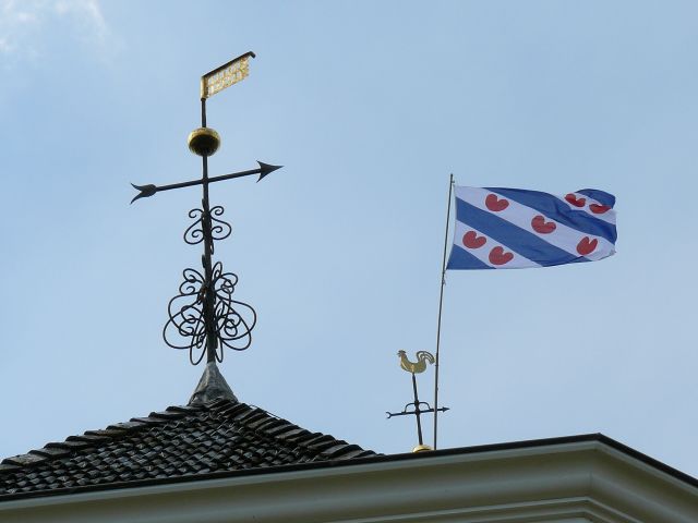 Windvanen kerk Baaium